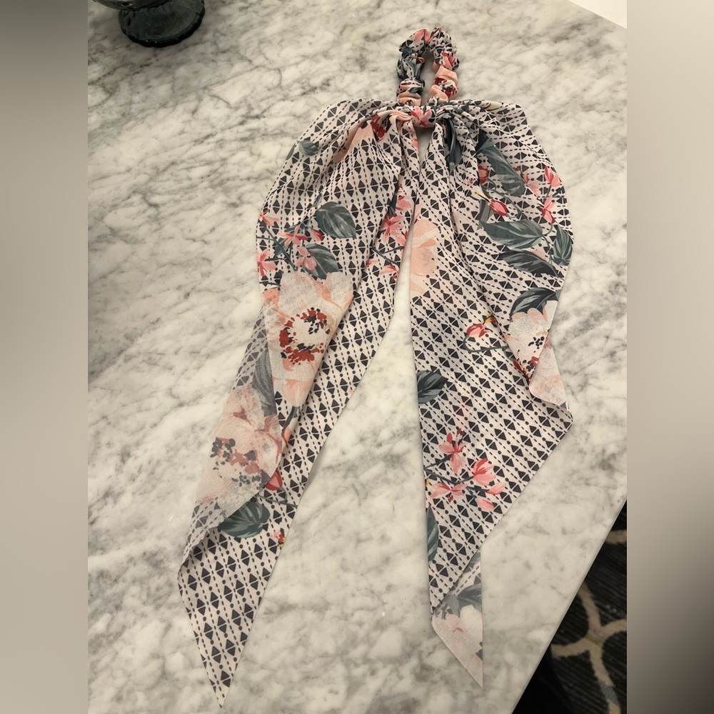 Anthropologie hair scarf 🎀